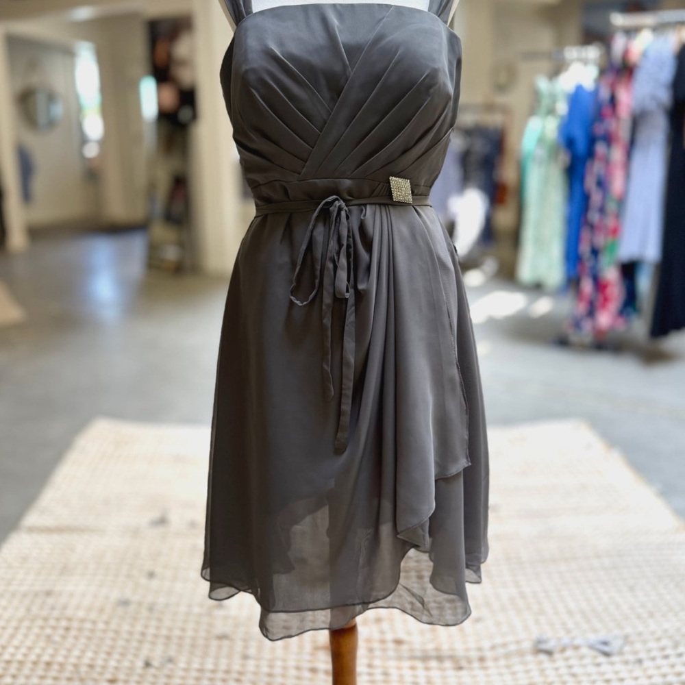 Chic Strapless Gray Dress